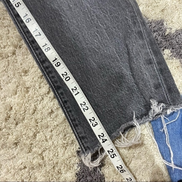 Levi’s Wedgie Straight Jeans - Picture 11 of 15